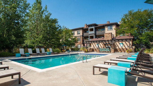 Building Photo - Woodline Place