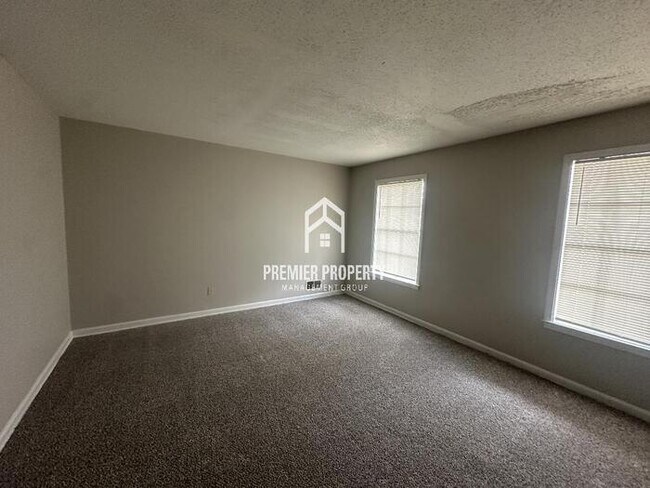 Foto del edificio - 2777 Chiswood St