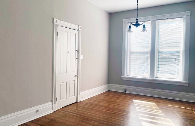 Foto del edificio - 2215 Ohio Ave