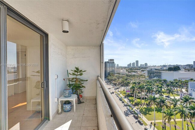 Foto del edificio - 1775 Washington Ave