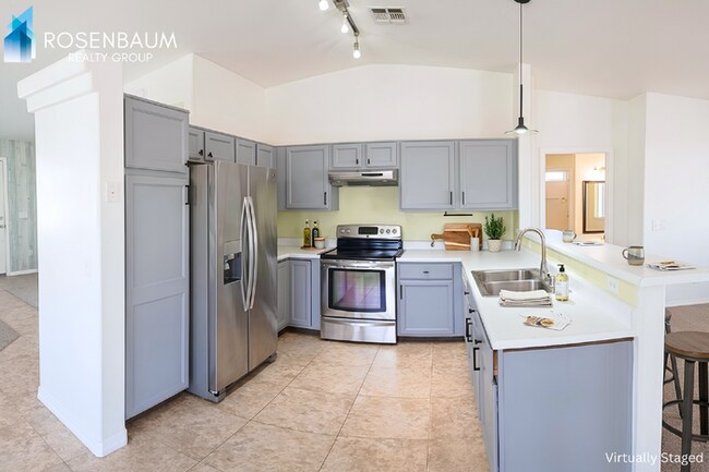 Building Photo - 4052 S Ferris Dr
