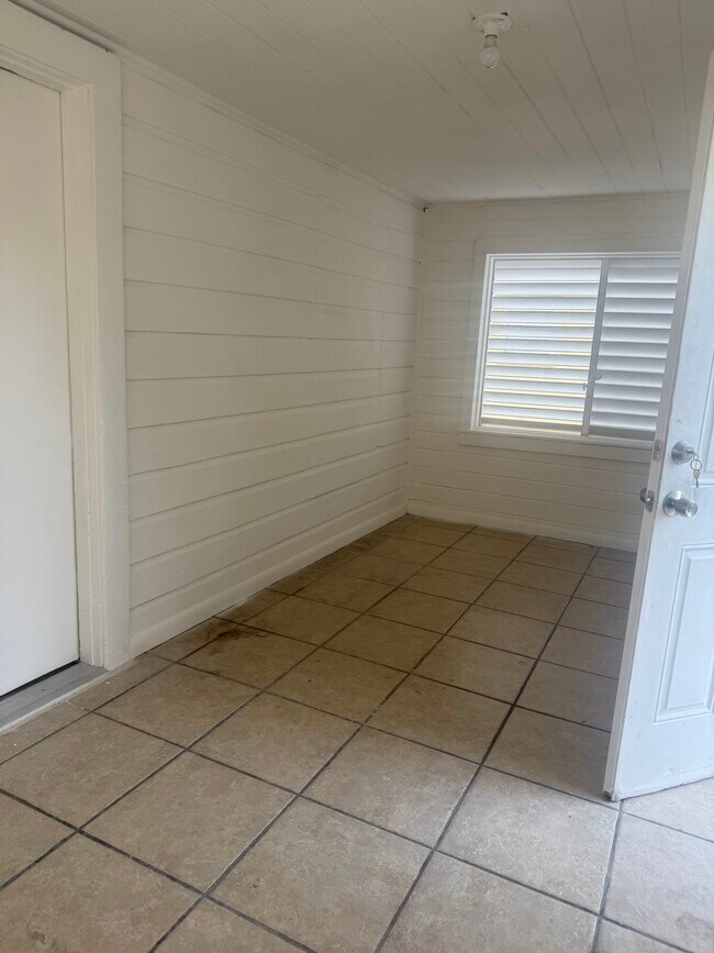 Foto del edificio - 1725 NW 59th St