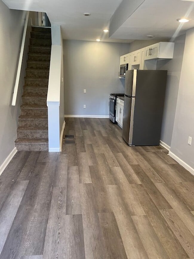 Building Photo - Anika Homes 2 Bedroom
