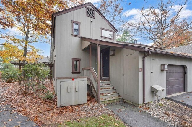 Building Photo - 6 Twin Oak Ct