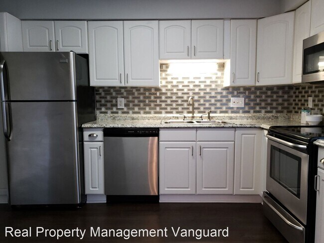 Building Photo - 3 br, 2.5 bath House - 627 Northlake Blvd