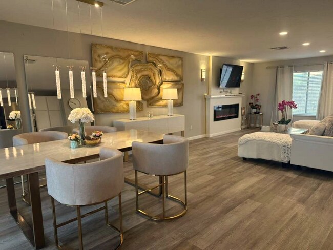 Foto del edificio - 109 Glen Oak Dr