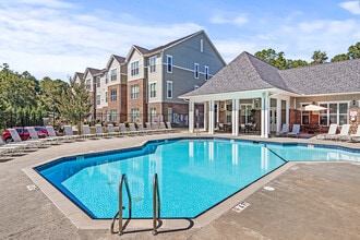 Building Photo - Dilworth