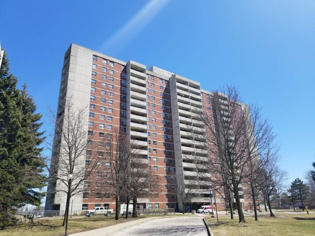 Primary Photo - Windjammer Apartments I & II