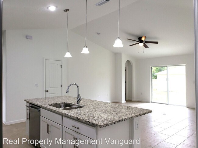Building Photo - 4 br, 2 bath House - 124 Spoonbill Ct
