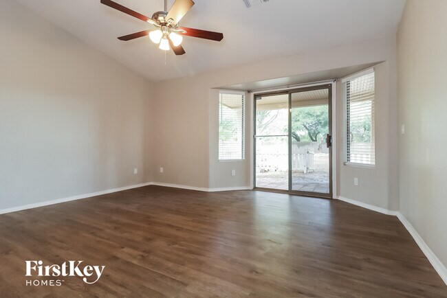 Foto del edificio - 5134 N 75th Ln