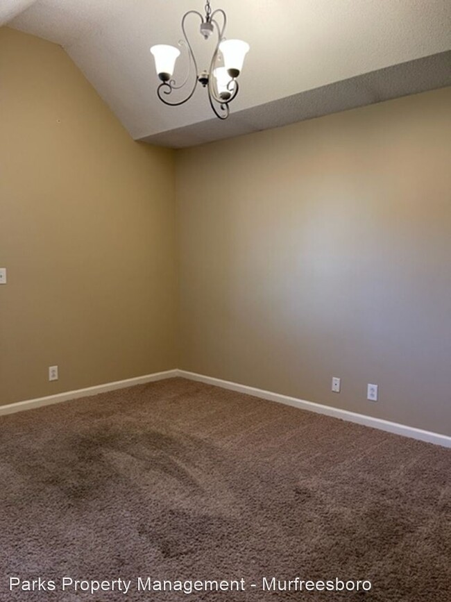 Building Photo - 3 br, 2 bath House - 1437 Rochester Dr