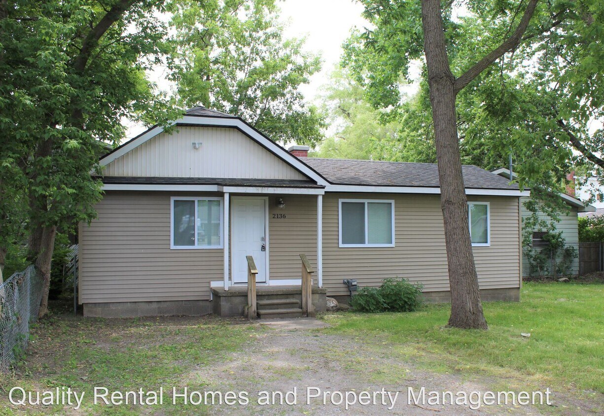 Primary Photo - 2 br, 1 bath House - 2136 E Bristol Rd