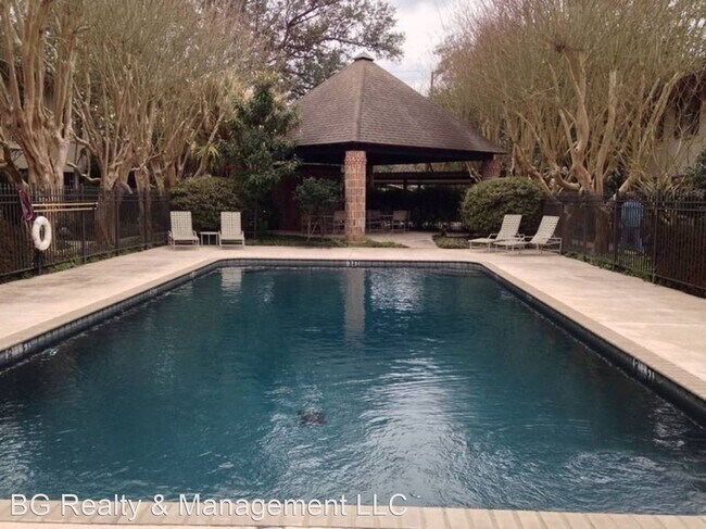 Building Photo - 1 br, 1 bath House - 213 Bendel Road #214