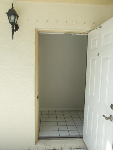 Foto del edificio - 5230 Woodruff Ln
