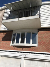 Building Photo - 371 Avon St
