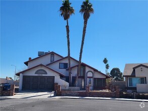 Building Photo - 6525 Treadway Ln