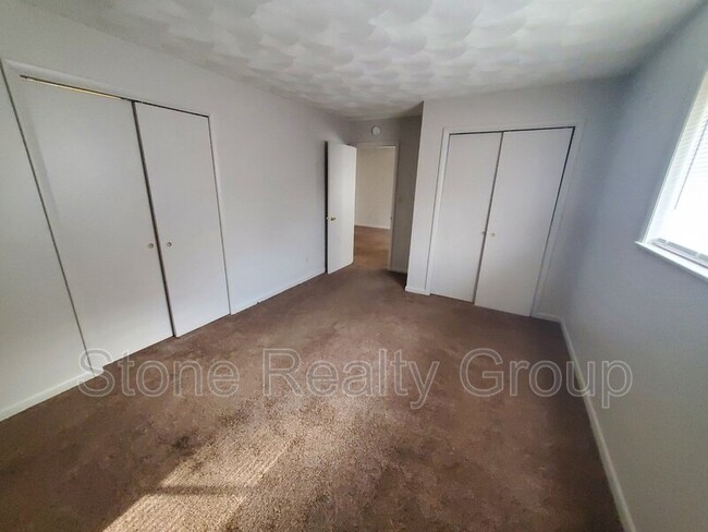 Foto del edificio - 2510 E Dexter Ave