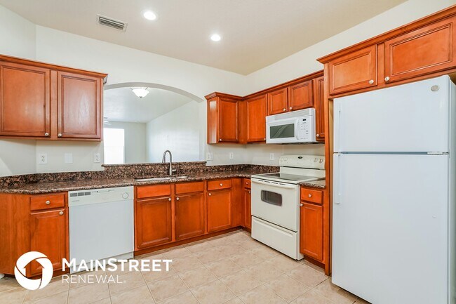 Foto del edificio - 17570 Cherry Ridge Ln