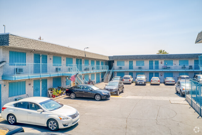 Building Photo - Fremont Palms Apartments