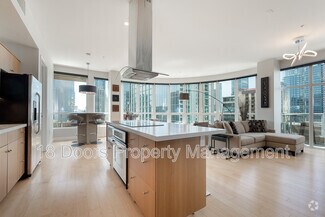 Building Photo - 350 W Ash St