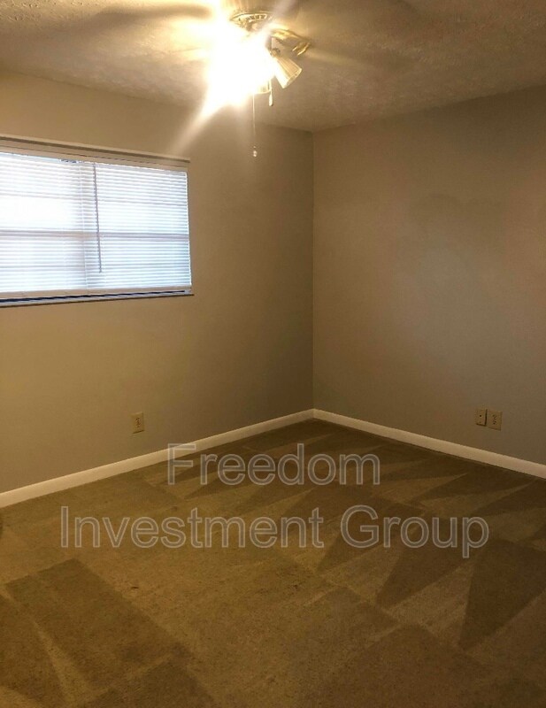 Foto del edificio - 1826 Lively Rd