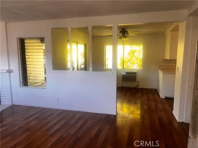 Foto del edificio - 1950 Evergreen St