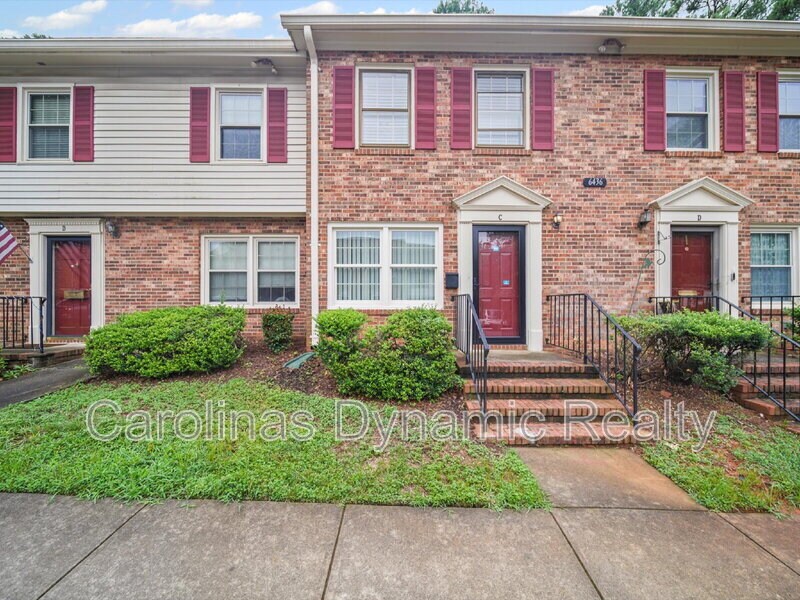 Primary Photo - 6436 Old Pineville Rd