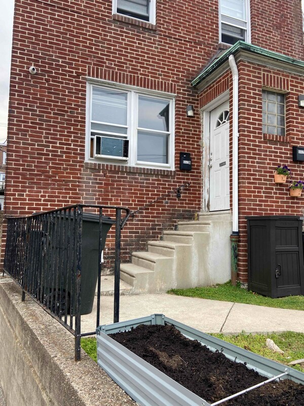 Foto principal - 6441 Malvern Ave