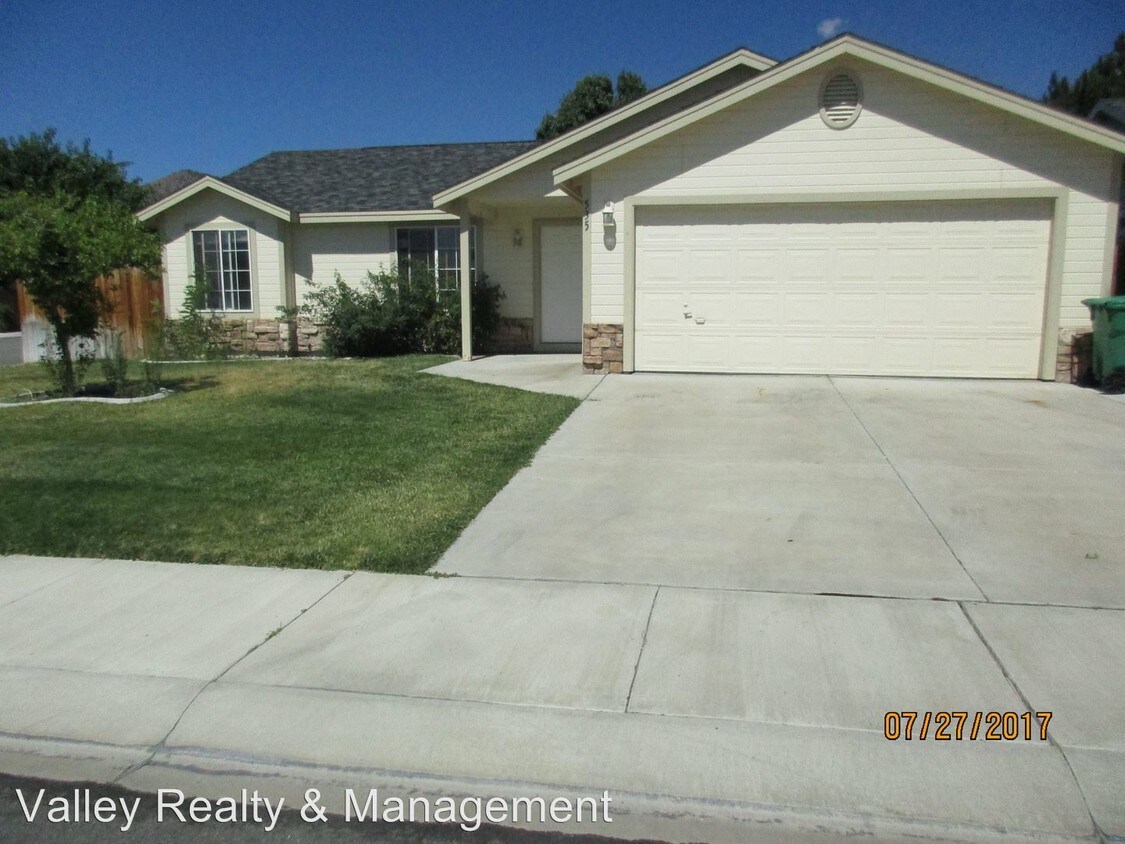 Foto principal - 3 br, 2 bath House - 535 Rawe Peak