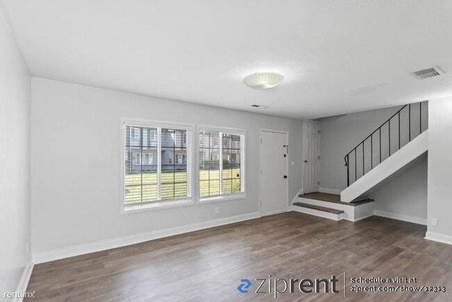 Building Photo - 3 br, 1.5 bath Townhome - 34584 Bluestone ...