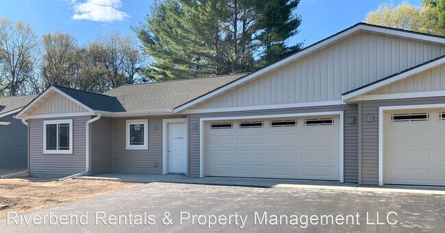 Foto del edificio - 122-124 Hickory Ln