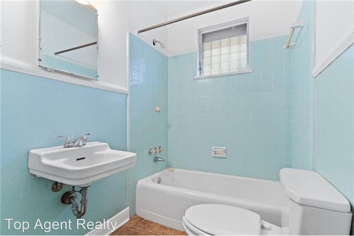 Building Photo - 2 br, 1 bath House - 618 N Murat St