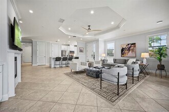 Building Photo - 8777 Bellano Ct