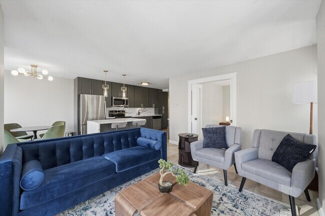 Foto del edificio - 30 E Huron St