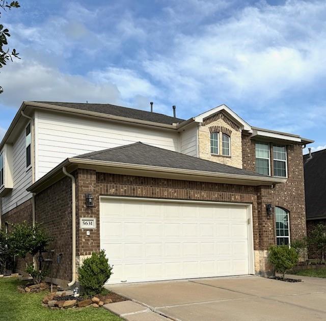 Building Photo - 5631 Jay Thrush Dr