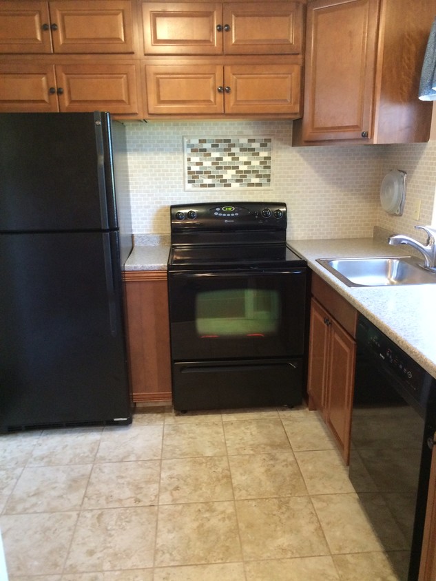 Primary Photo - 43 Brewster Rd