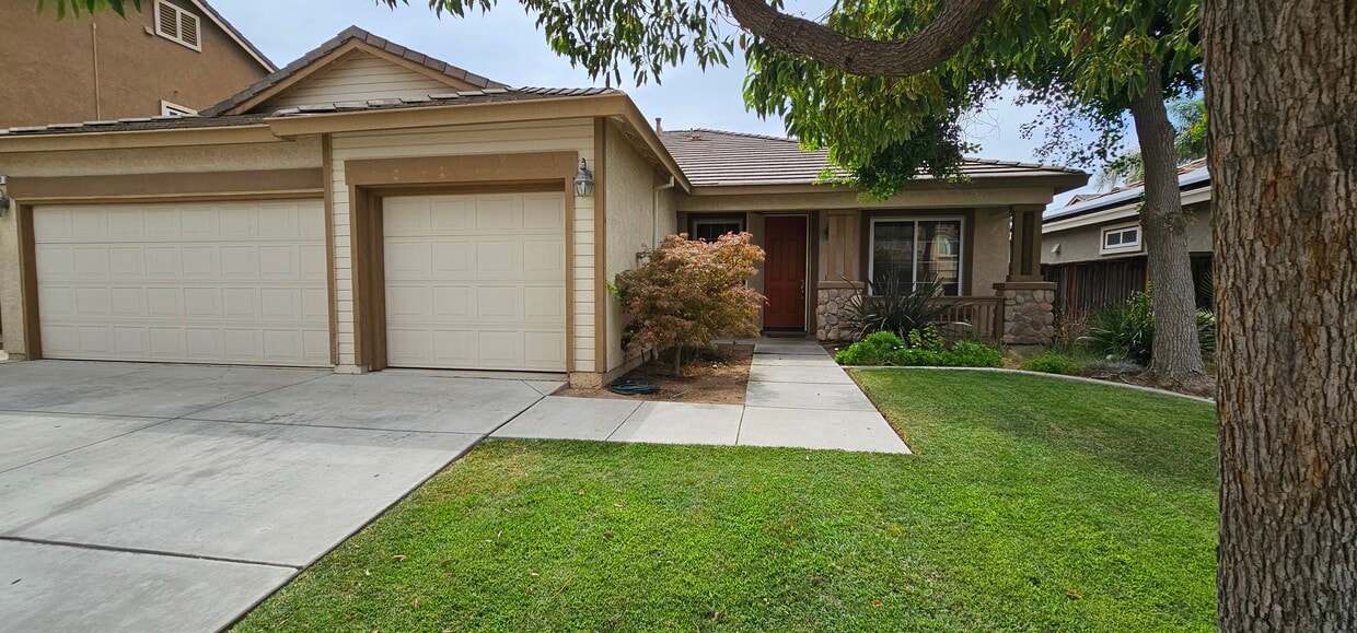 521 Peach Dr, Chowchilla, CA 93610 House Rental in Chowchilla, CA