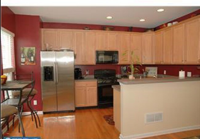 Foto del edificio - 1932 Cavalier Ln