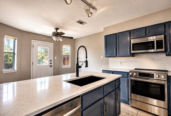 Foto del edificio - 104 Summit Cove