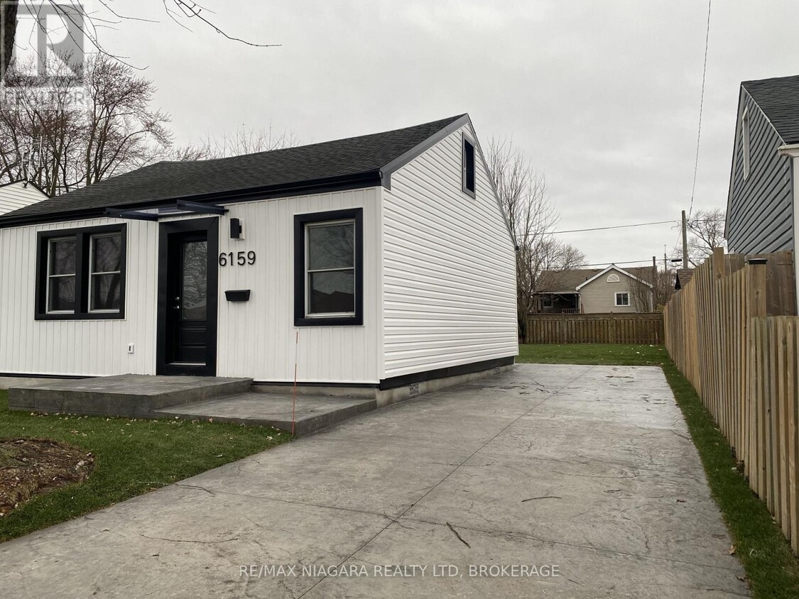 Primary Photo - 6159 Cadham St