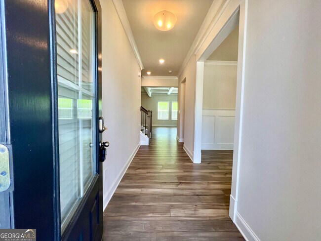 Foto del edificio - 1612 Dover Creek Ln