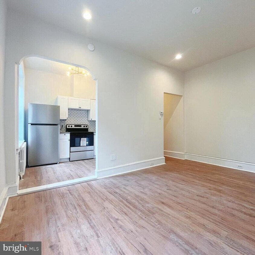 Primary Photo - 408 W Olney Ave