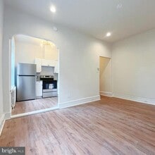 Building Photo - 408 W Olney Ave