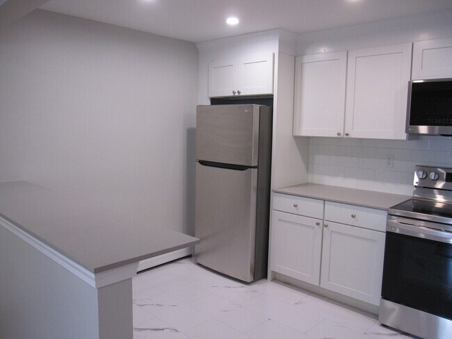 Foto del edificio - 1397 Furnace Brook Pkwy