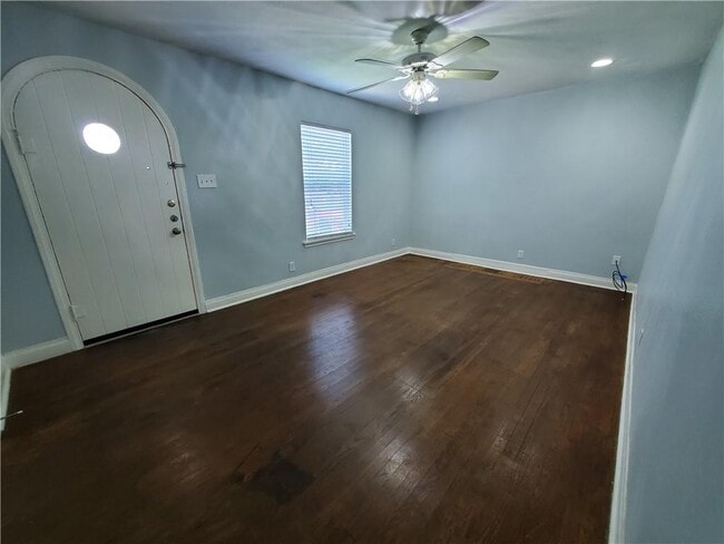 Building Photo - 1729 3rd St