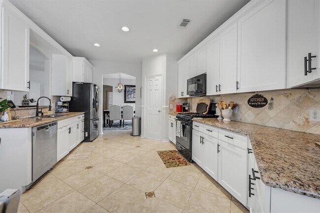 Building Photo - 3718 Garden Green Trail