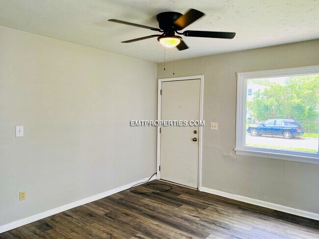 Foto del edificio - 1605 Maine Ave