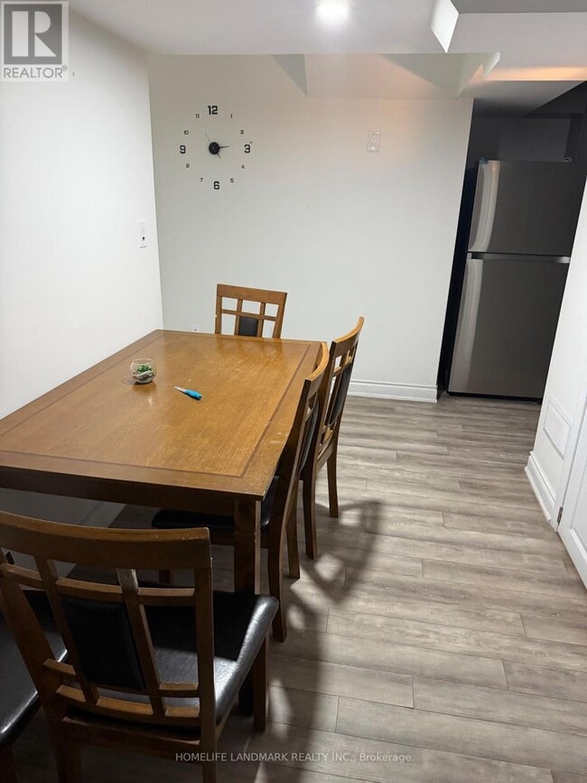 Photo du bâtiment - 51 Sutter Ave