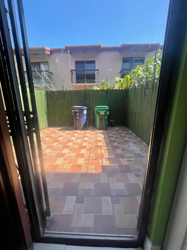 Foto del edificio - 1811 SW 107th Ave