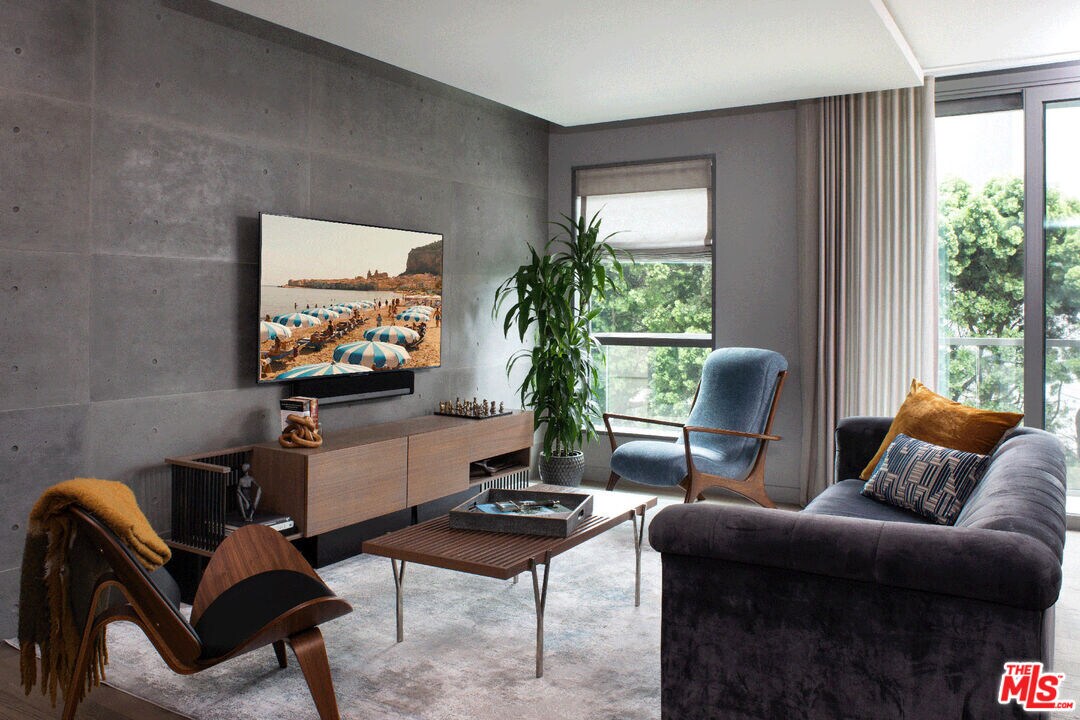 Foto principal - 1755 Ocean Ave